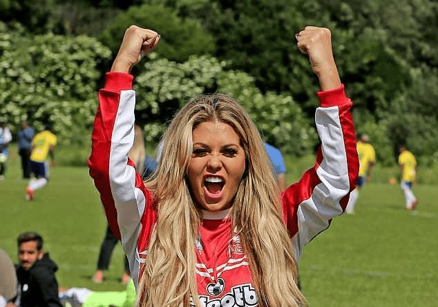 开云体育-关于比利亚雷亚尔主场战平，暂居中游的信息