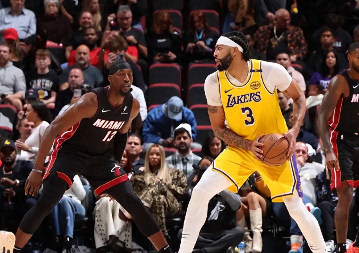 包含老鹰艰难击败活塞,杨乌拉特连线破解对手防守的词条 包含老鹰艰难击败活塞,杨乌拉特连线破解对手防守的词条