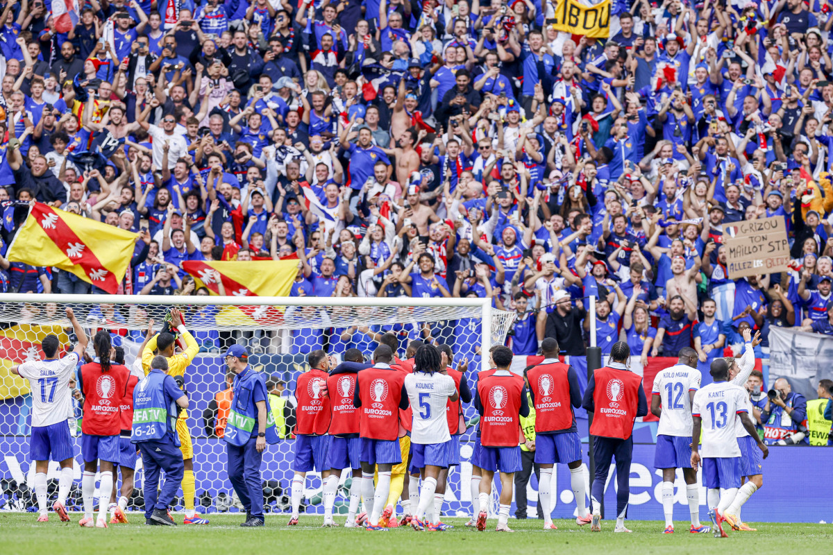 乌克兰力克塞尔维亚,继续领跑小组的简单介绍 乌克兰力克塞尔维亚,继续领跑小组的简单介绍