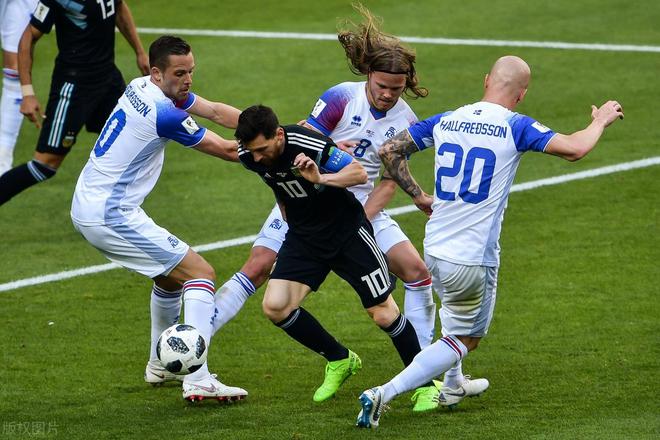 开云下载-冰岛球队战胜对手，成功晋级下一阶段