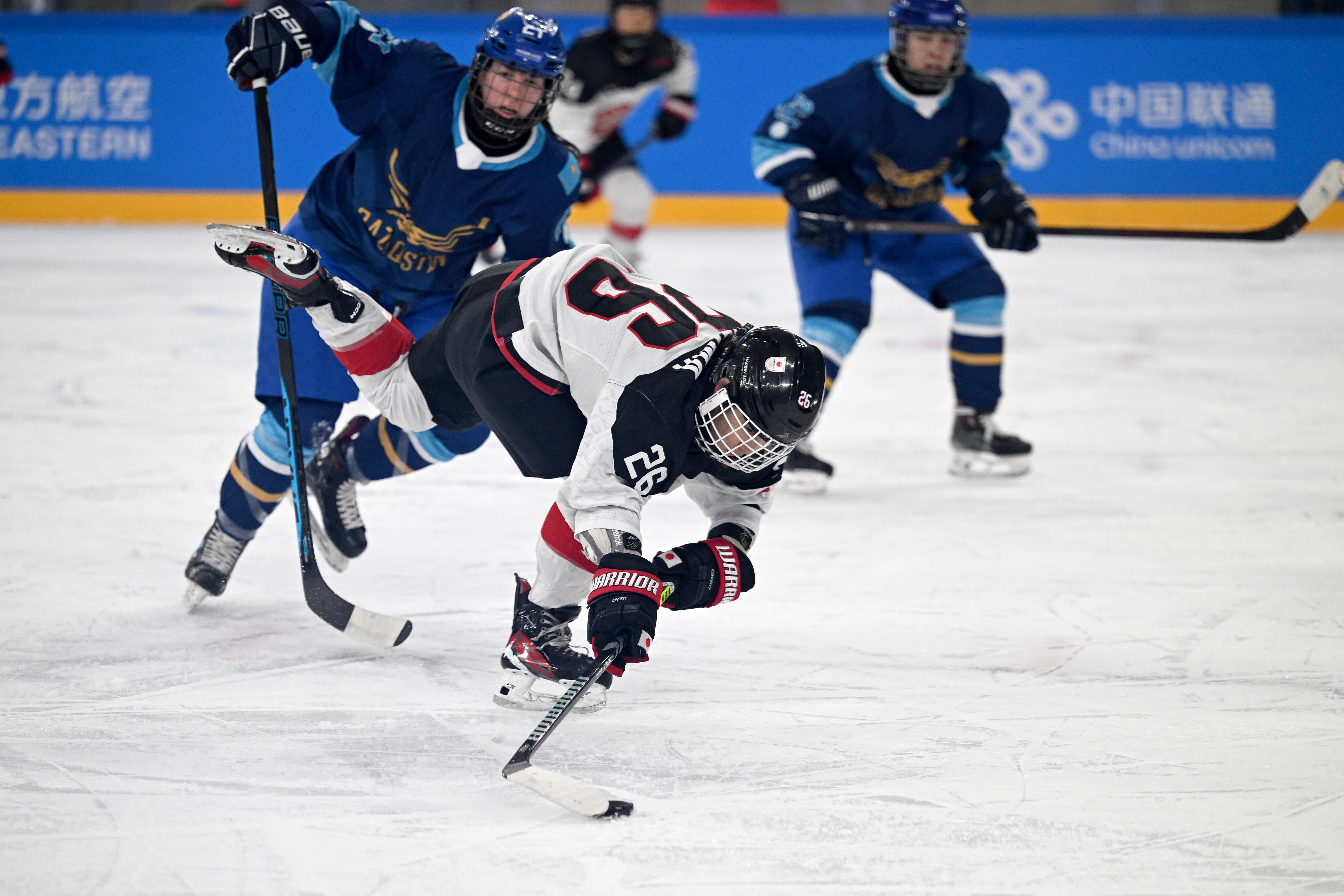 冰岛球队战胜对手,成功晋级下一阶段 冰岛球队战胜对手,成功晋级下一阶段