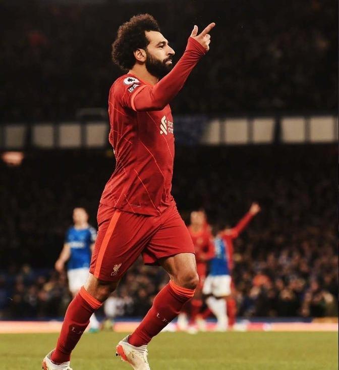 利物浦防线再遭重创,主力后卫恐缺席的简单介绍 利物浦防线再遭重创,主力后卫恐缺席的简单介绍