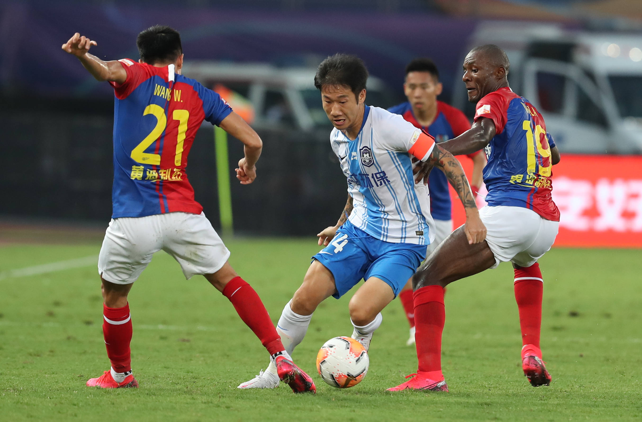 青岛黄海客场战平泰达,保级希望渺茫的简单介绍 青岛黄海客场战平泰达,保级希望渺茫的简单介绍