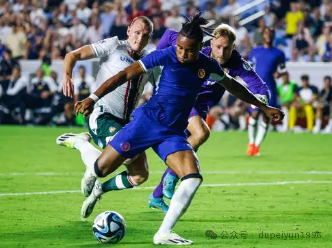 包含切尔西新援火速融入球队，表现抢眼的词条