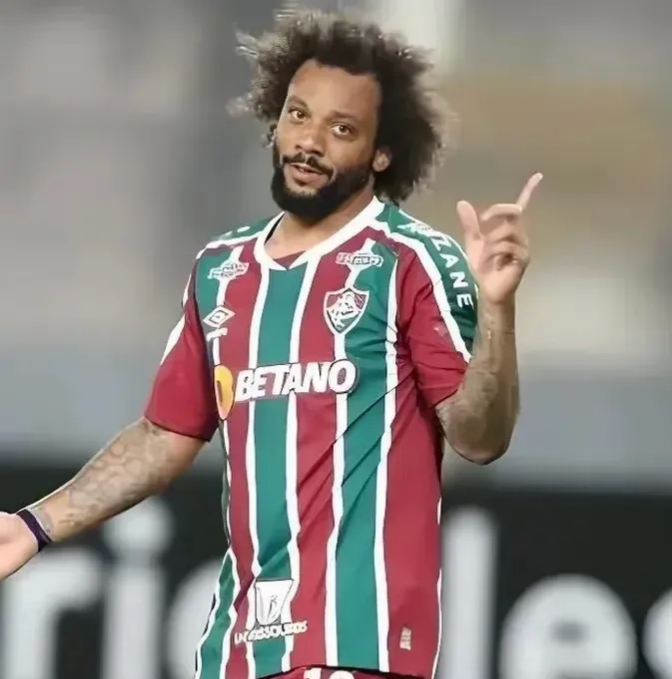 马塞洛精英帅气登场,皇马王者归来的简单介绍 马塞洛精英帅气登场,皇马王者归来的简单介绍