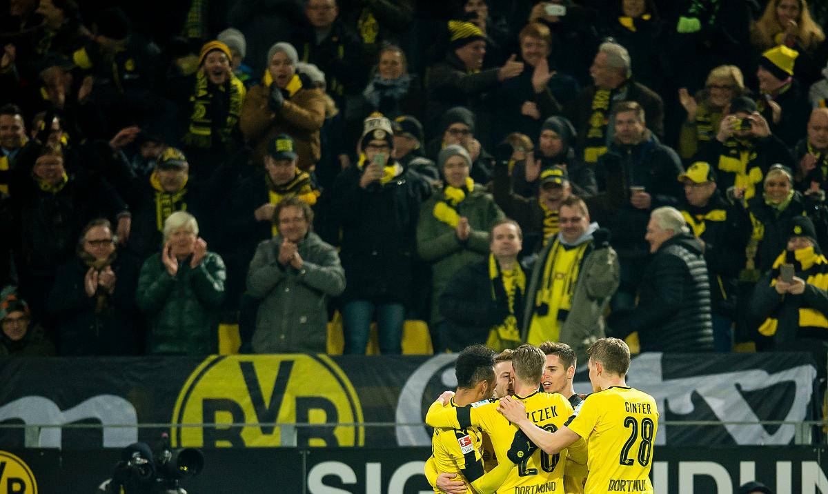 多特蒙德拼尽全力，实现逆袭取胜的简单介绍