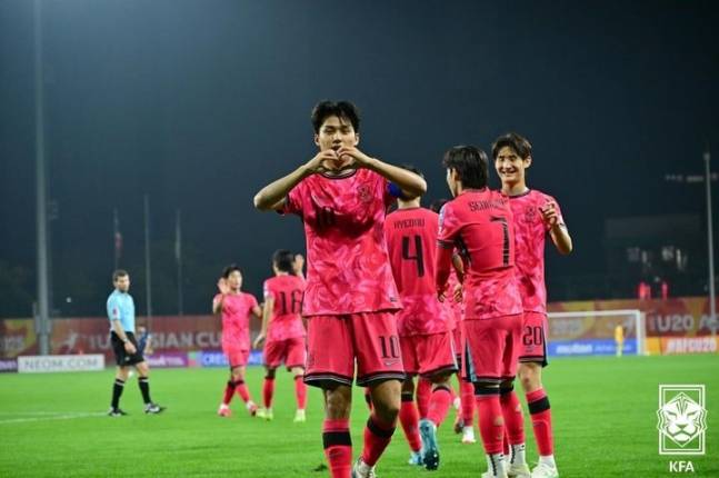 比赛备战友谊赛暴露出巨大潜力