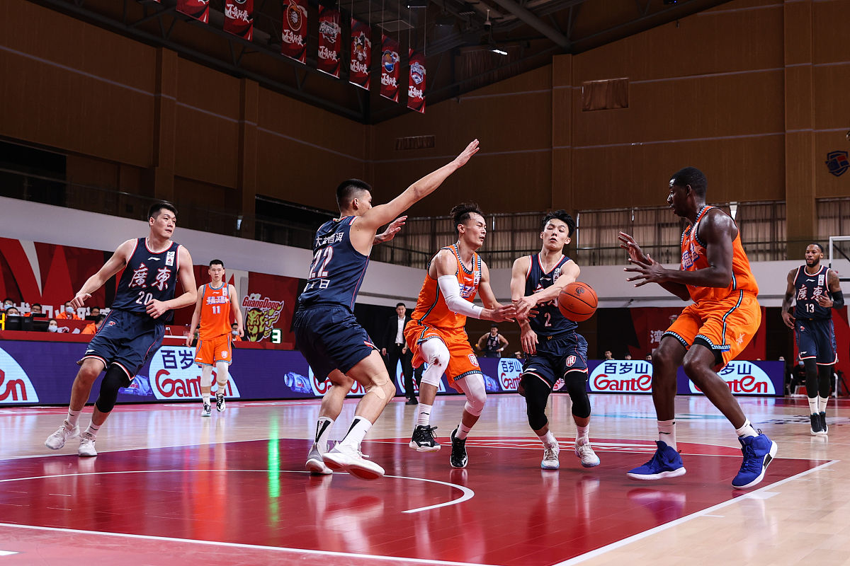 开云官网-人队球员状态回暖,取得连胜的简单介绍