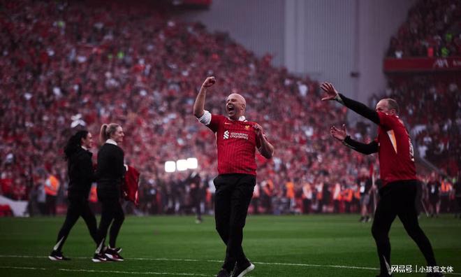 开云体育app-曼联再度面对考验，英超冠军抢夺战愈发激烈