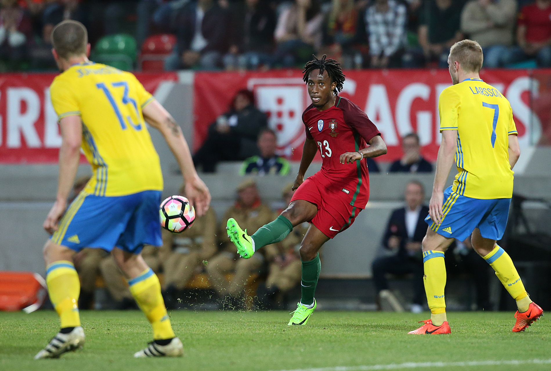 开云体育在线-热血沸腾的亚洲足球盛宴即将开始