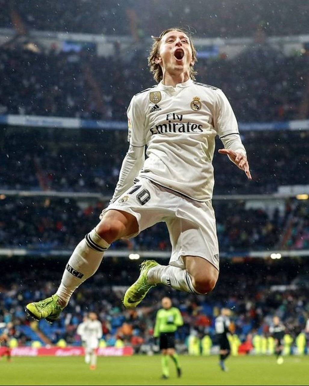 皇马中场精准传球，莫德里奇成为球队新的组织核心