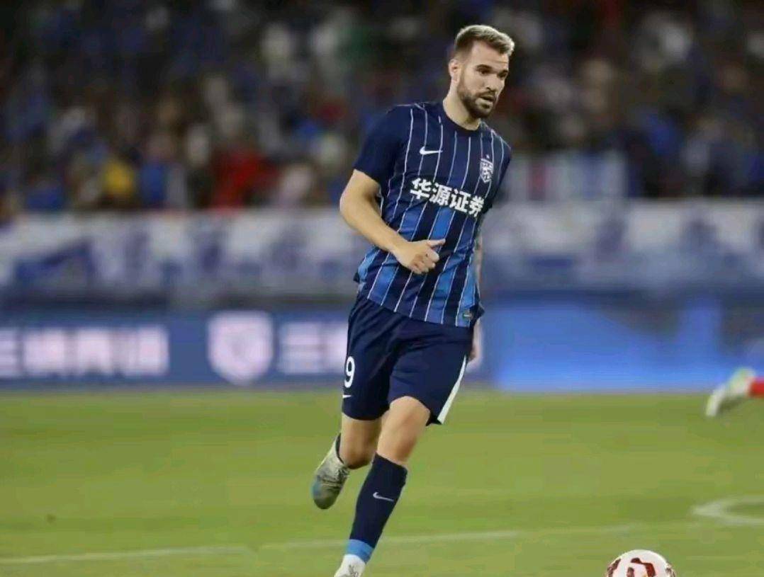 开云体育中国-摩德纳主场平局，实力坚挺