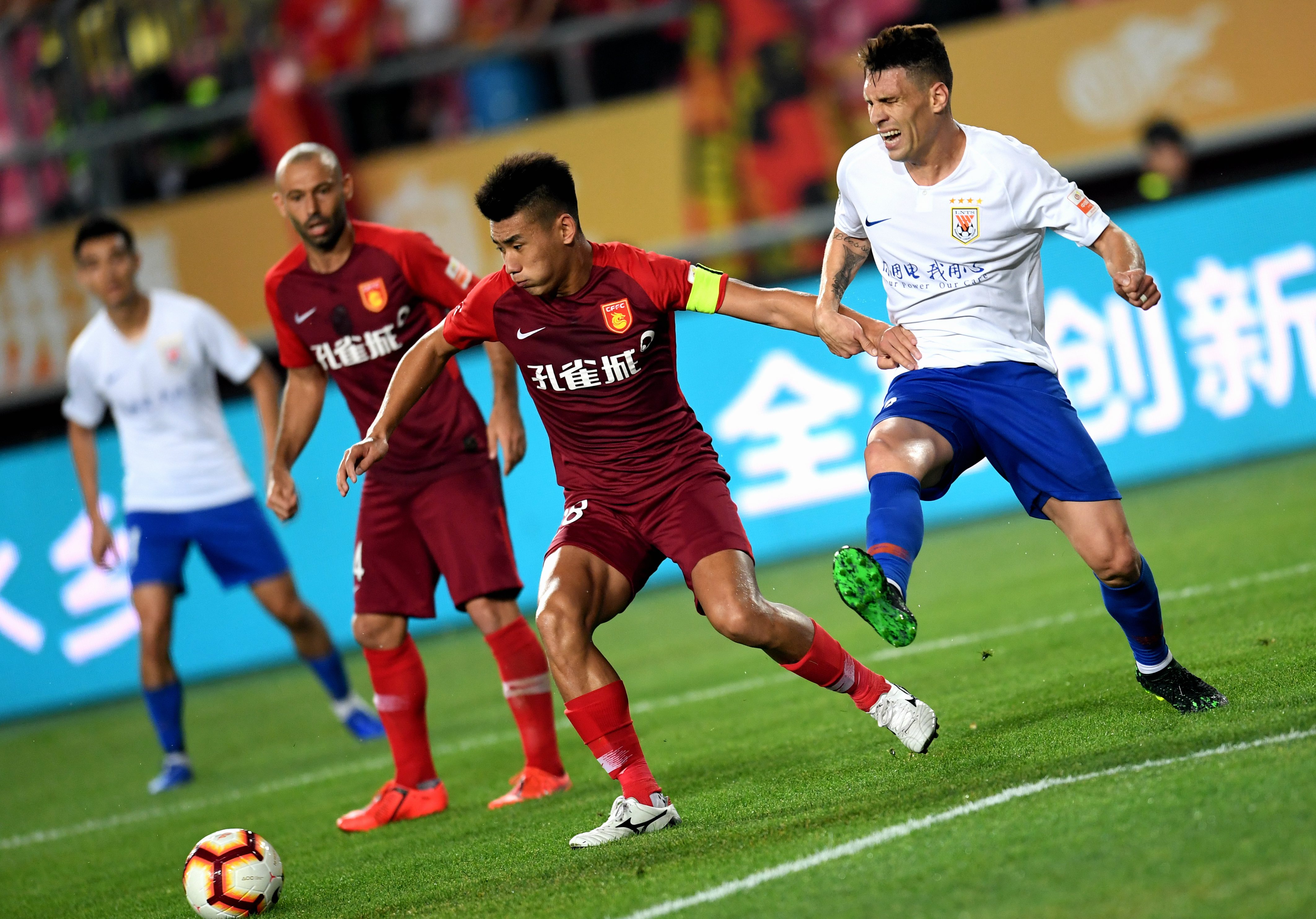 河北华夏幸福外援积极备战强敌