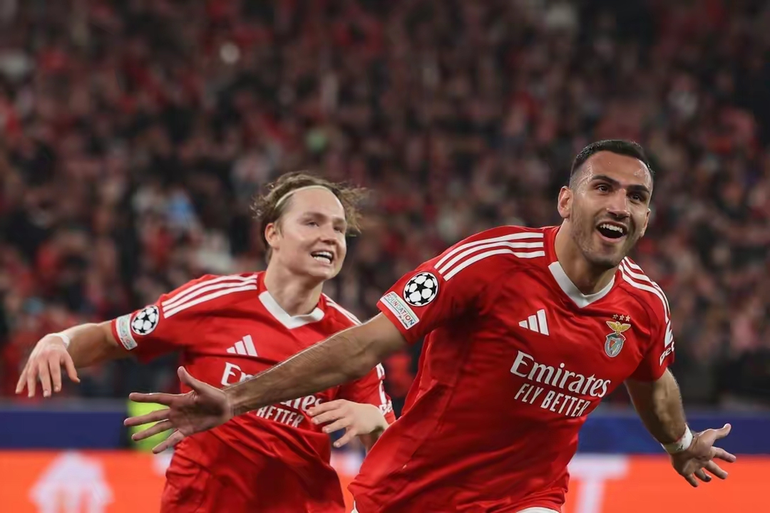 阿尔尔梅拉后卫连续两场进球,赢得赞誉 阿尔尔梅拉后卫连续两场进球,赢得赞誉