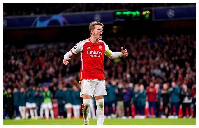 开云体育app-利雅斯特城惊险晋级,英超劲旅发挥不稳定的简单介绍