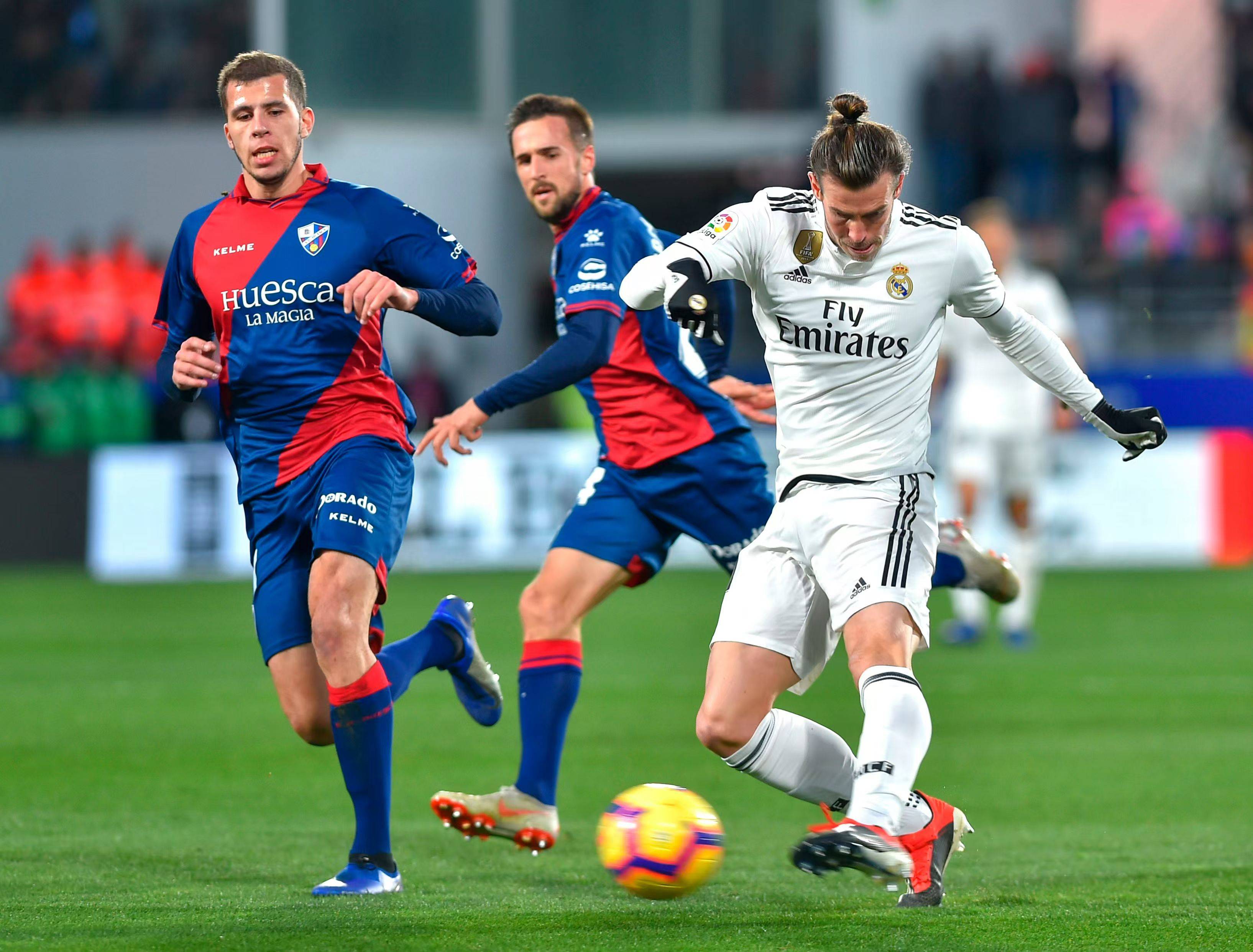 开云体育下载-狼队主场点球力挽狂澜取得关键三分