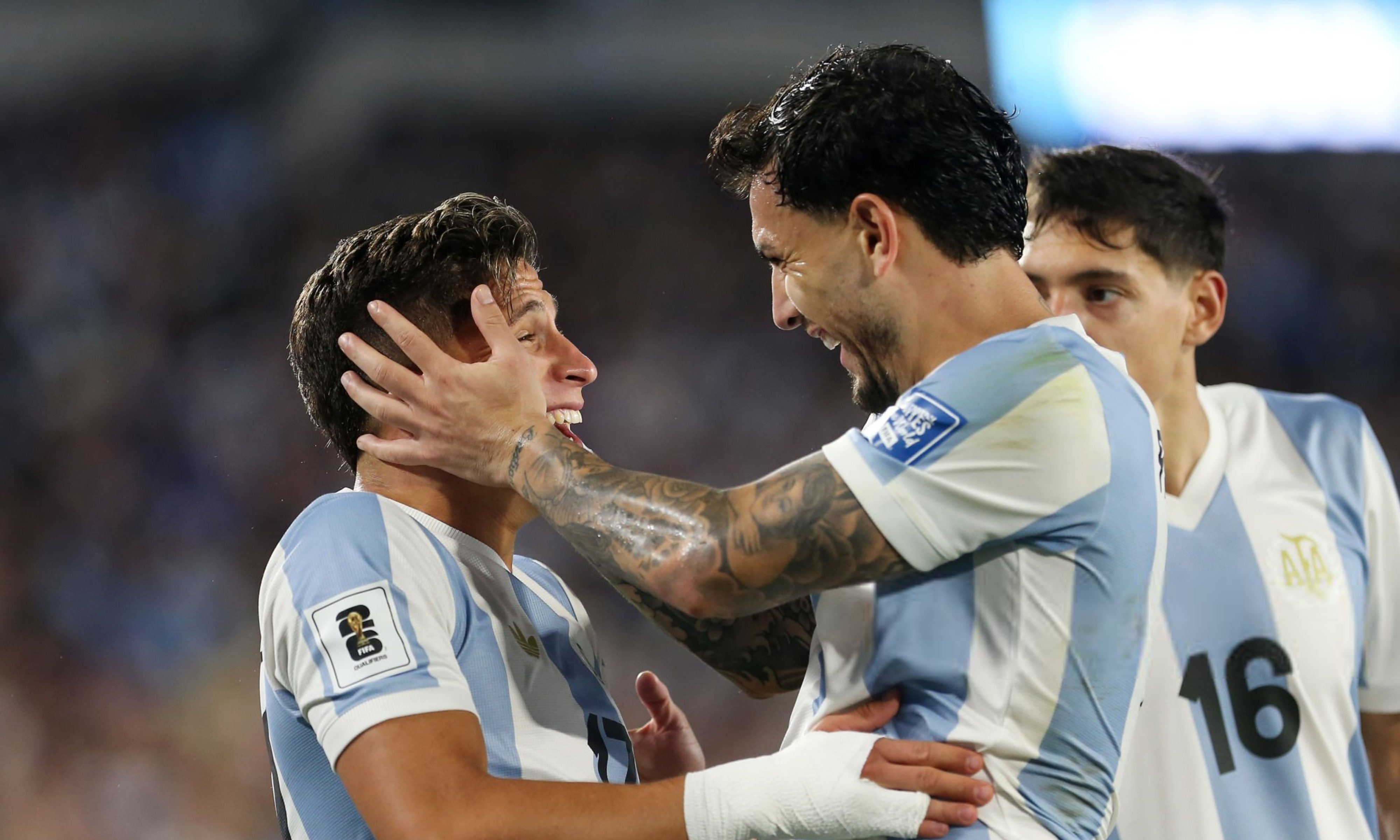 墨西哥女足坚持训练,为战胜对手全力以赴 墨西哥女足坚持训练,为战胜对手全力以赴