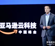 亚马逊埃瓦力露倾巢出动,屡下重炮 亚马逊埃瓦力露倾巢出动,屡下重炮