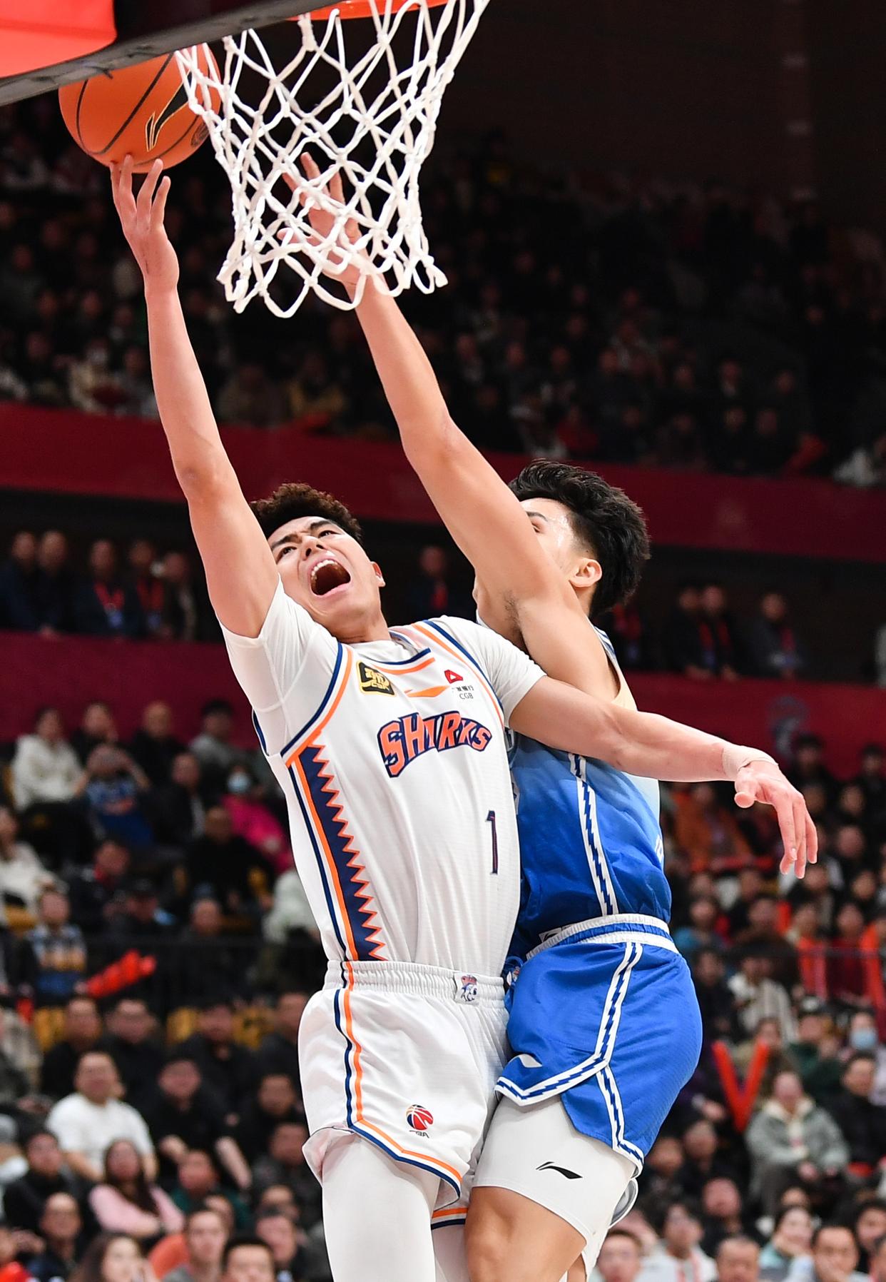 开云APP-上海男篮一鼓作气,力克对手夺冠