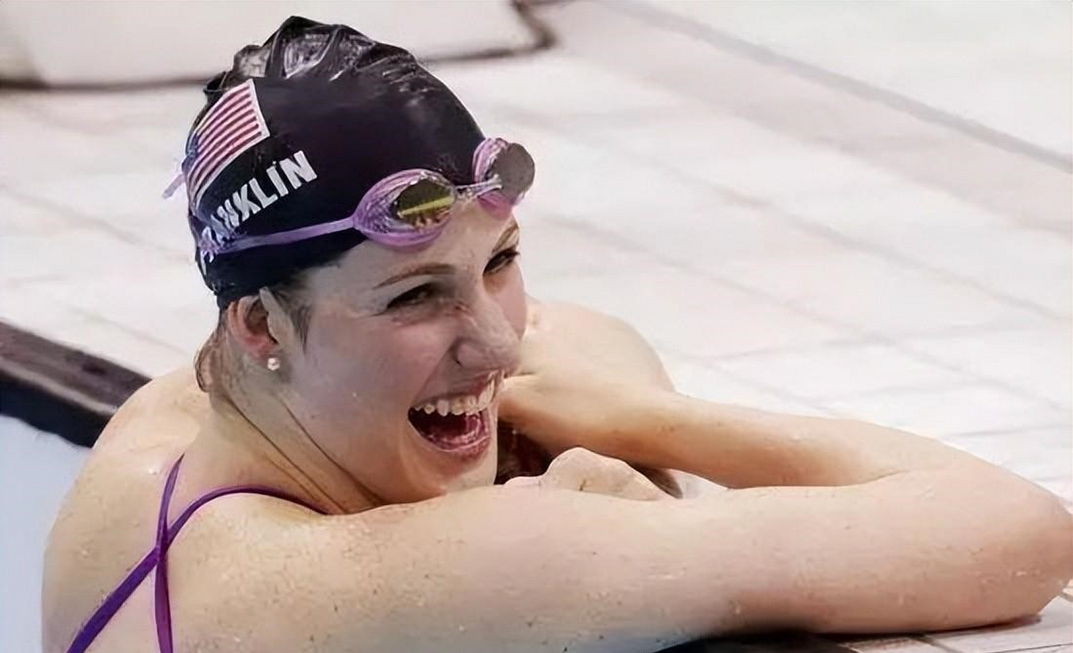 非洲游泳天才表现出色，勇夺铜牌