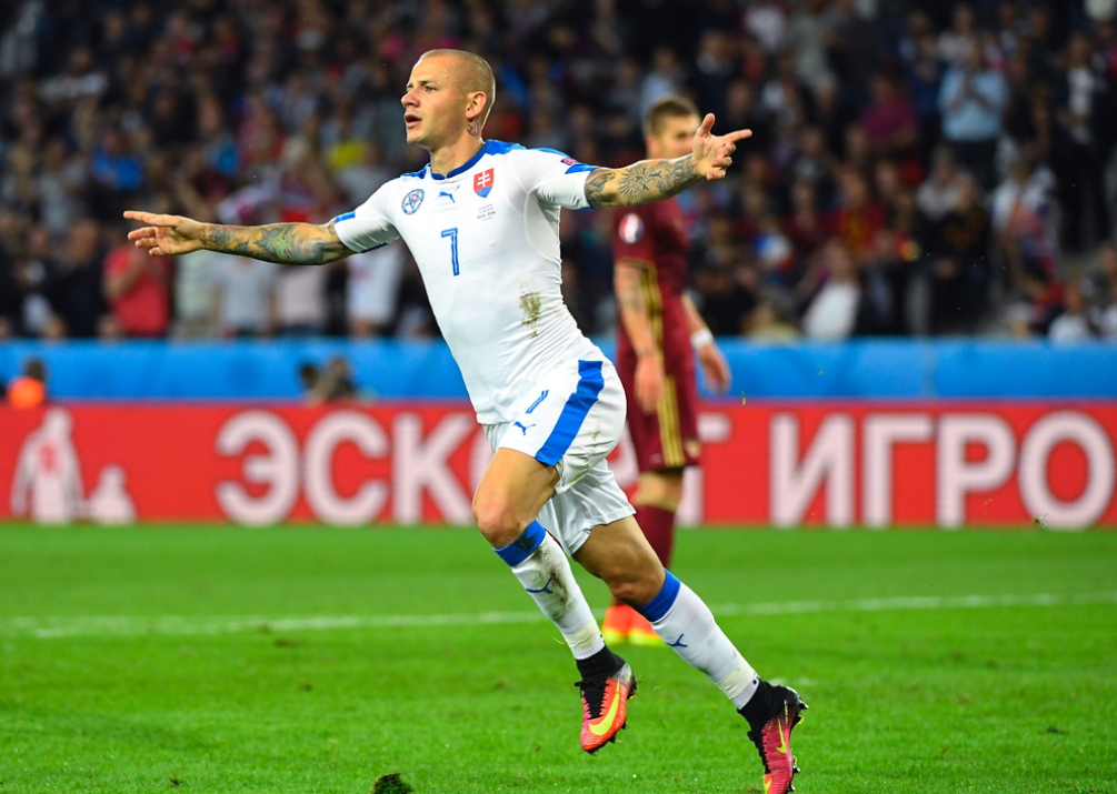 开云体育平台APP-克罗地亚客场战胜斯洛伐克,继续领跑小组