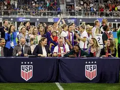 球员工会就收入分配问题和联盟达成协议的简单介绍