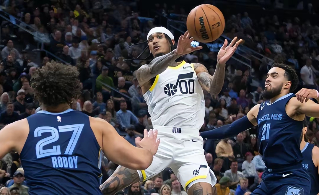 包含灰熊客场战胜黄蜂，约瓦尔发威砍下30分的词条