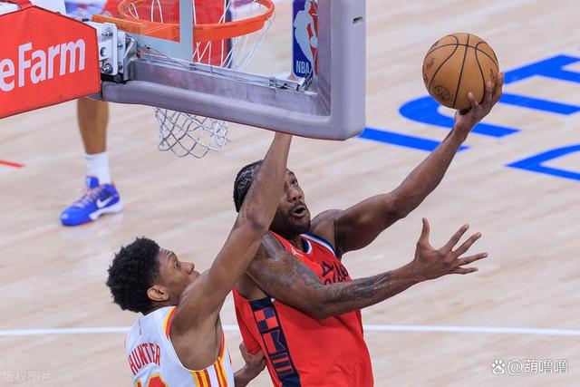 开云体育平台APP-猛龙客场击败老鹰，伦纳德29分10篮板率队夺下胜利