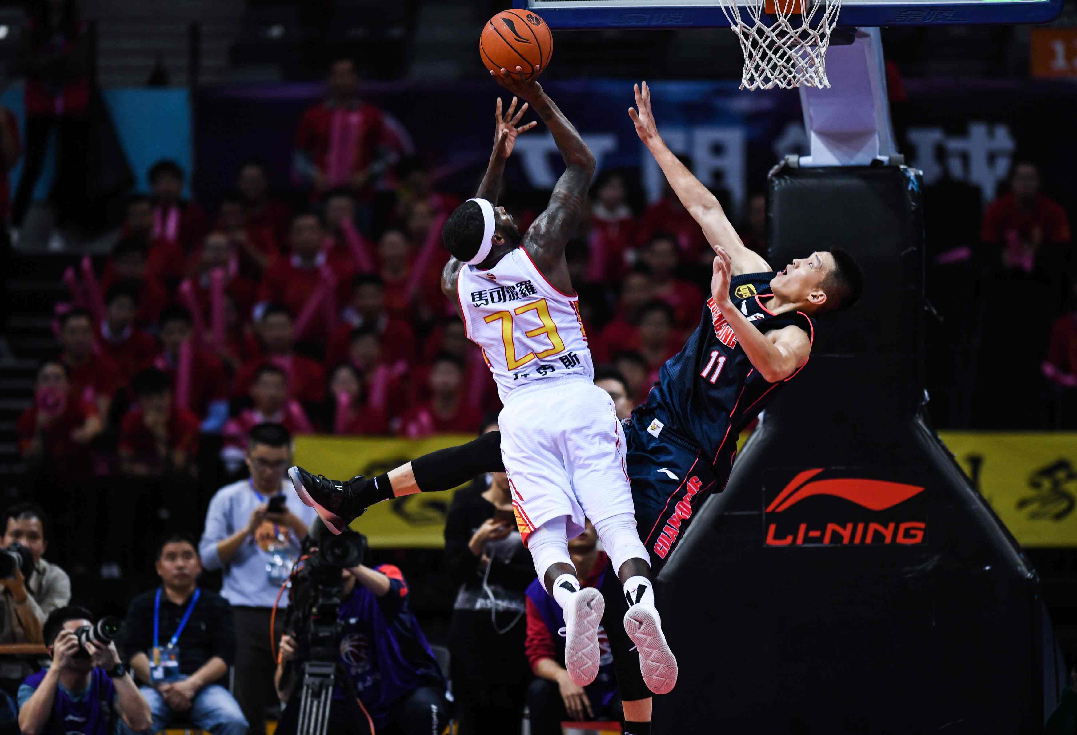 俄克城客场落寞布置，无缘季后赛