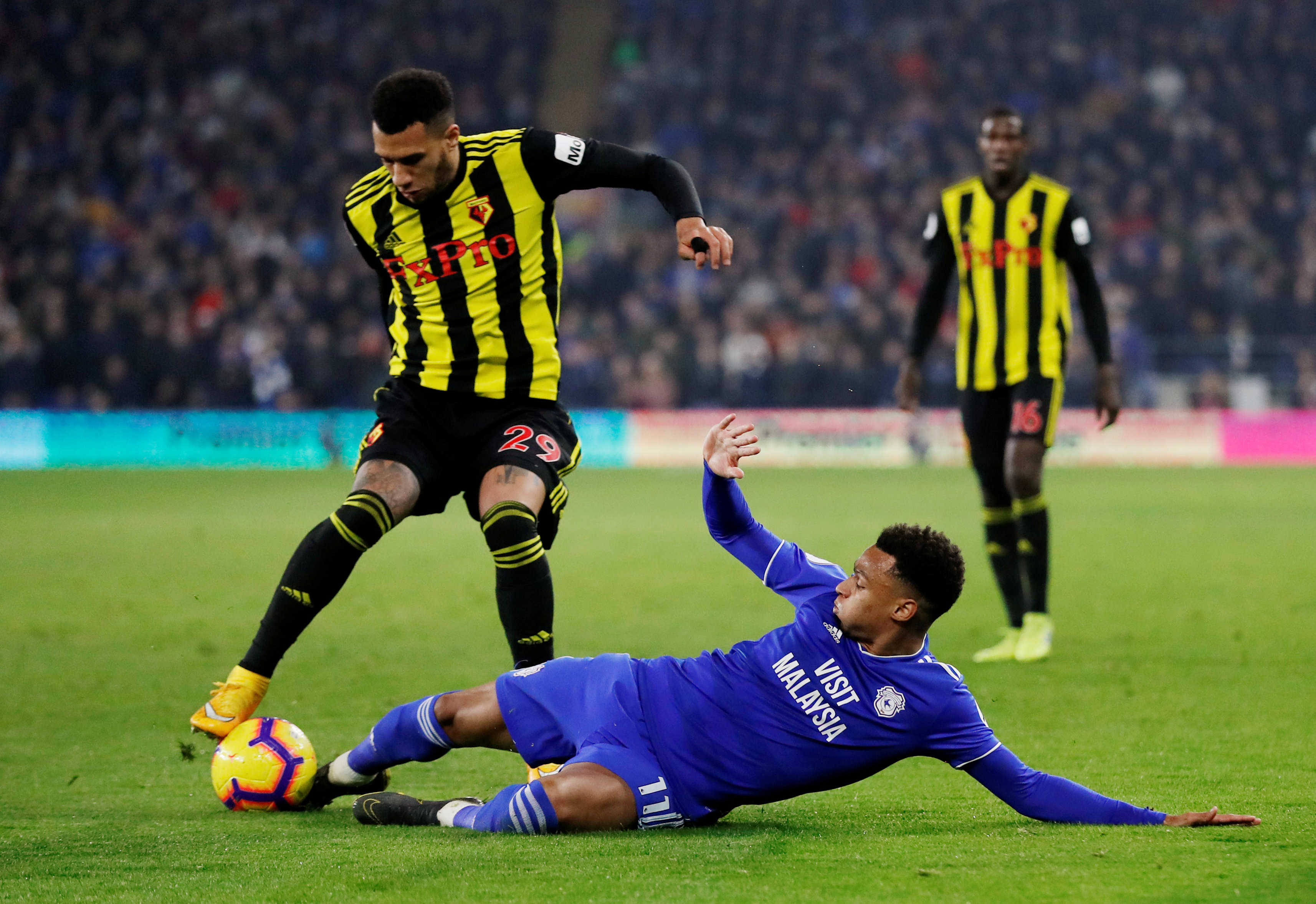 开云体育入口-沃特福德客场爆冷,击败对手