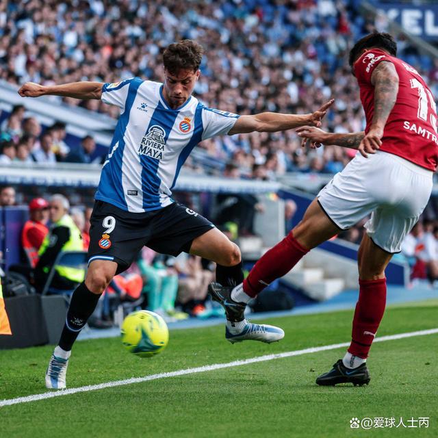 汉诺威宣布球队换帅,引起外界关注 汉诺威宣布球队换帅,引起外界关注