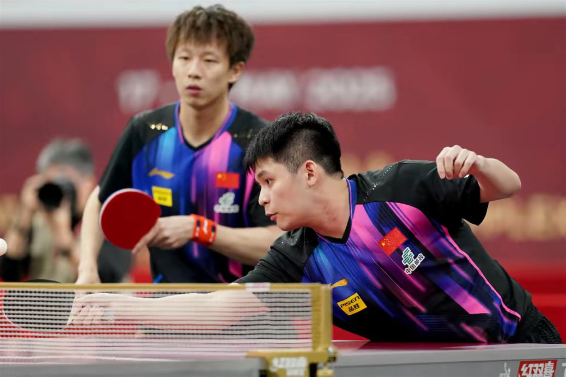 英格兰队绝杀韩国队，林高远点燃赛场