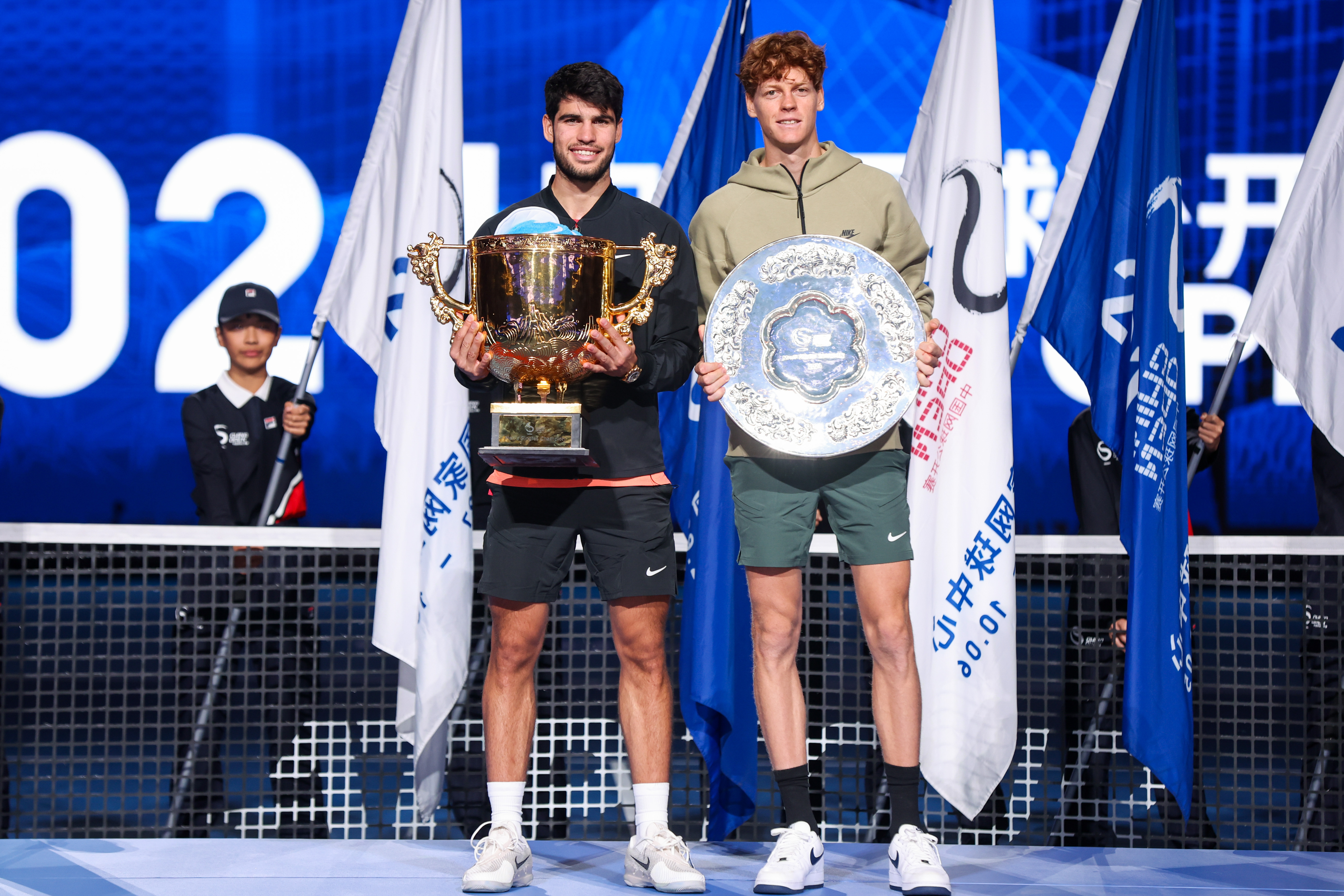 关于戴维斯杯险胜美网,阿尔卡拉斯关键制胜的信息 关于戴维斯杯险胜美网,阿尔卡拉斯关键制胜的信息