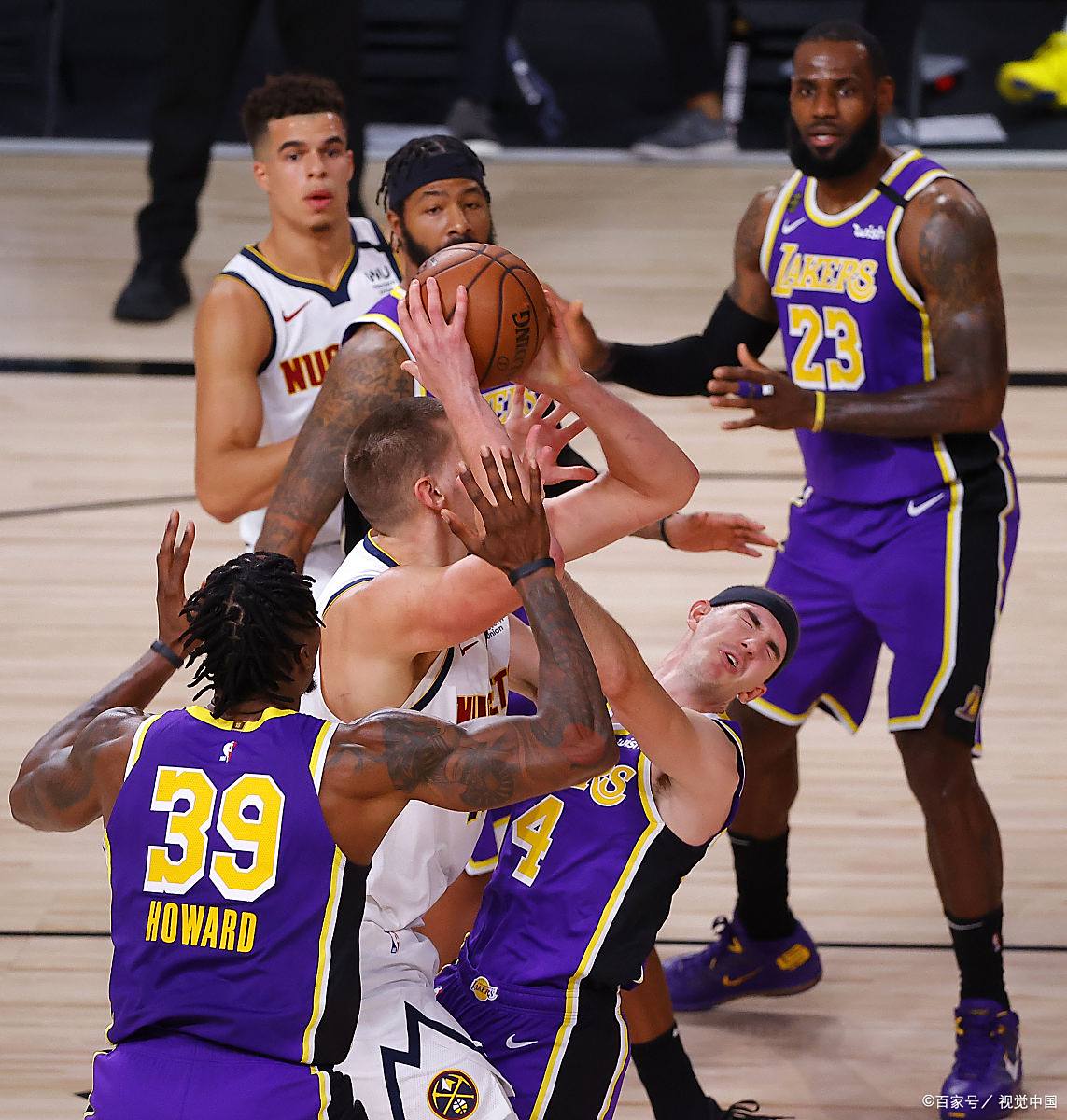 开云下载-掘金绝杀福建队,詹姆斯状态火热